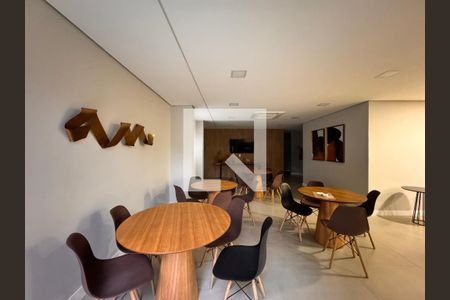 Apartamento à venda com 103m², 3 quartos e 2 vagas Apartamento à venda com 103m², 3 quartos e 2 vagasÁrea comum - Salão de festas