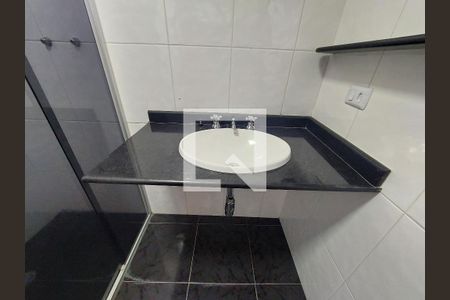 Apartamento para alugar com 57m², 2 quartos e 1 vagaBanheiro