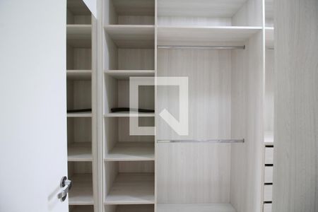 Apartamento para alugar com 100m², 4 quartos e 2 vagasQuarto 3 Closet