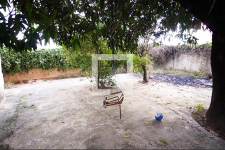 Casa à venda com 360m², 3 quartos e 1 vagaQuintal