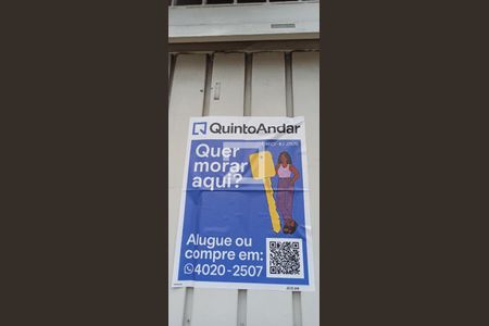 Casa à venda com 100m², 3 quartos e sem vaga Casa à venda com 100m², 3 quartos e sem vagaPlaquinha