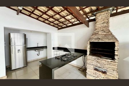Apartamento à venda com 160m², 4 quartos e 1 vaga Apartamento à venda com 160m², 4 quartos e 1 vagaÁrea comum