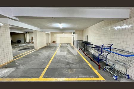 Apartamento à venda com 160m², 4 quartos e 1 vaga Apartamento à venda com 160m², 4 quartos e 1 vagaÁrea comum