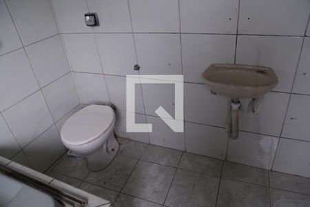 Casa à venda com 700m², 5 quartos e 6 vagasBanheiro da Suíte