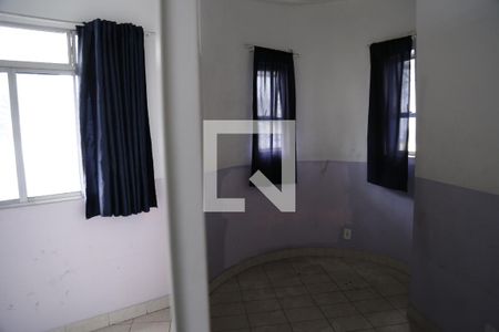Casa à venda com 700m², 5 quartos e 6 vagasQuarto de Serviço
