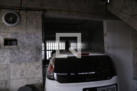 Casa à venda com 700m², 5 quartos e 6 vagasQuintal