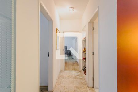 Apartamento à venda com 246m², 2 quartos e 2 vagasCorredor