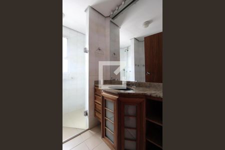 Apartamento à venda com 209m², 4 quartos e 3 vagasBanheiro Social