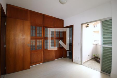 Apartamento à venda com 209m², 4 quartos e 3 vagasQuarto 3 - Suíte