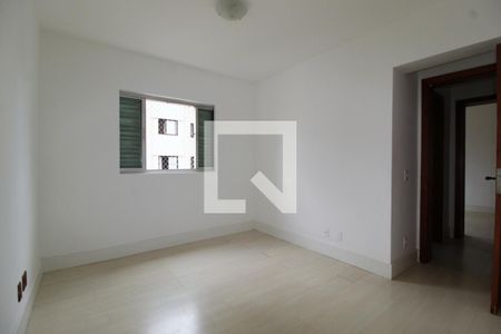 Apartamento à venda com 209m², 4 quartos e 3 vagasQuarto 1