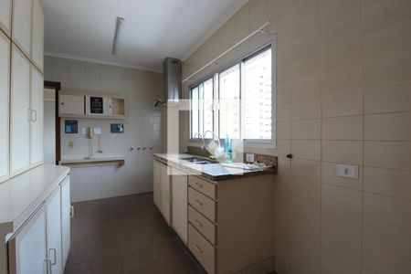 Apartamento à venda com 209m², 4 quartos e 3 vagasCozinha