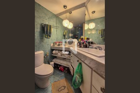 Apartamento à venda com 185m², 2 quartos e 2 vagasBanheiro da Suíte 2