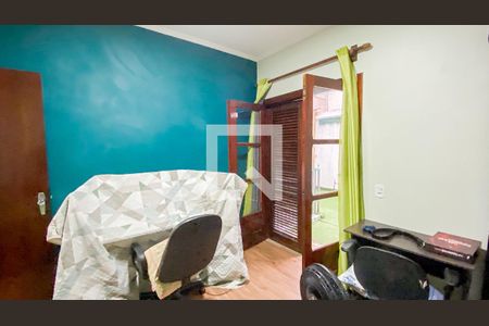 Casa à venda com 174m², 4 quartos e 2 vagasQuarto 1