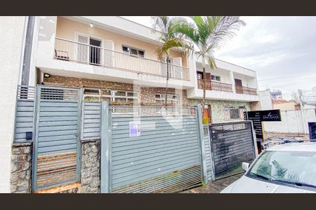 Casa à venda com 174m², 4 quartos e 2 vagasFachada
