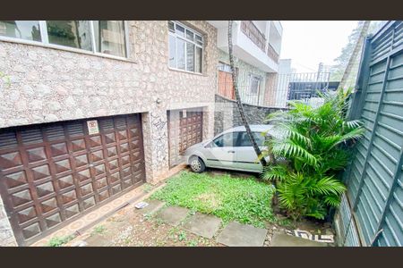 Casa à venda com 174m², 4 quartos e 2 vagasGaragem