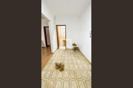 Casa à venda com 174m², 4 quartos e 2 vagasCorredor