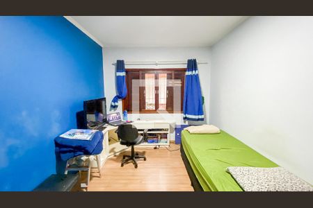 Casa à venda com 174m², 4 quartos e 2 vagasQuarto 3