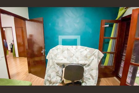 Casa à venda com 174m², 4 quartos e 2 vagasQuarto 1