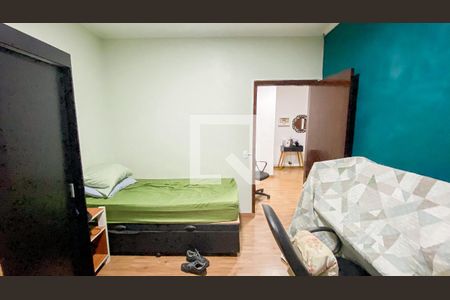 Casa à venda com 174m², 4 quartos e 2 vagasQuarto 1