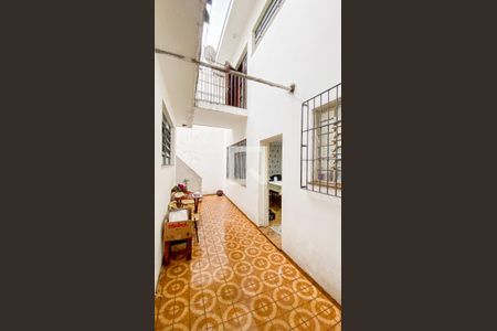 Casa à venda com 174m², 4 quartos e 2 vagasQuintal