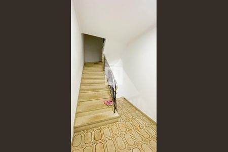 Casa à venda com 174m², 4 quartos e 2 vagasCorredor