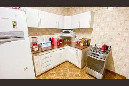 Casa à venda com 174m², 4 quartos e 2 vagasCozinha