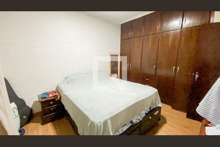 Casa à venda com 174m², 4 quartos e 2 vagasSuite 