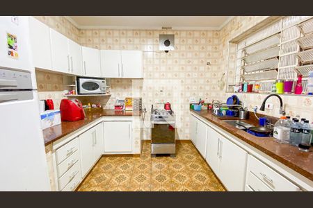 Casa à venda com 174m², 4 quartos e 2 vagasCozinha