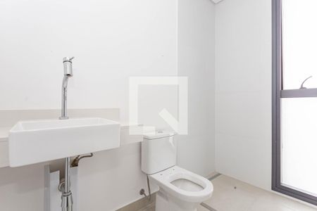 Apartamento à venda com 154m², 3 quartos e 2 vagas Apartamento à venda com 154m², 3 quartos e 2 vagasBanheiro Suite 2