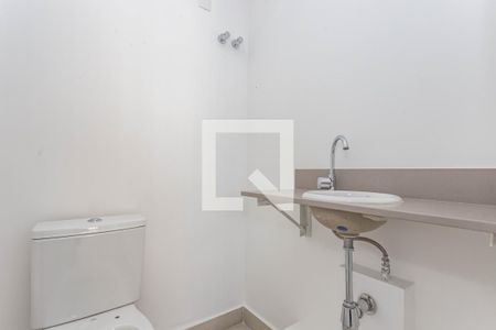 Apartamento à venda com 154m², 3 quartos e 2 vagas Apartamento à venda com 154m², 3 quartos e 2 vagasBAnheiro de Serviços