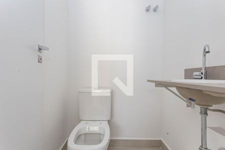 Apartamento à venda com 154m², 3 quartos e 2 vagas Apartamento à venda com 154m², 3 quartos e 2 vagasBAnheiro de Serviços