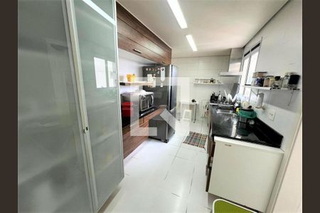 Apartamento à venda com 133m², 3 quartos e 3 vagas