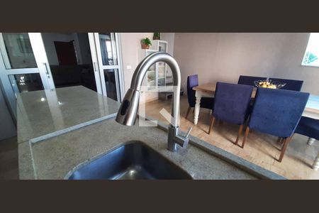 Casa à venda com 380m², 3 quartos e 6 vagas Casa à venda com 380m², 3 quartos e 6 vagasCozinha - Casa 1