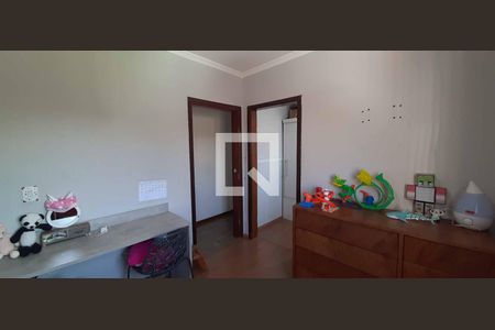 Casa à venda com 380m², 3 quartos e 6 vagas Casa à venda com 380m², 3 quartos e 6 vagasQuarto - Casa 2