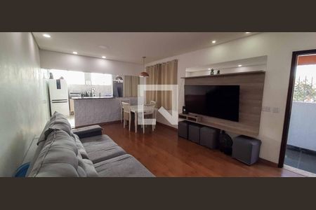 Casa à venda com 380m², 3 quartos e 6 vagas Casa à venda com 380m², 3 quartos e 6 vagasSala - Casa 2
