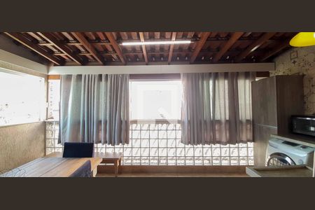 Casa à venda com 380m², 3 quartos e 6 vagas Casa à venda com 380m², 3 quartos e 6 vagasÁrea de Serviço