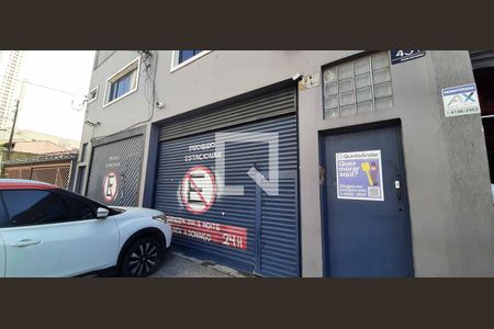 Casa à venda com 380m², 3 quartos e 6 vagas Casa à venda com 380m², 3 quartos e 6 vagasFachada da Casa