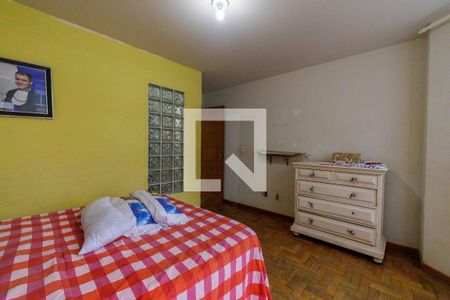 Casa de condomínio à venda com 360m², 4 quartos e 3 vagas Casa de condomínio à venda com 360m², 4 quartos e 3 vagasSuíte 3