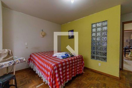 Casa de condomínio à venda com 360m², 4 quartos e 3 vagas Casa de condomínio à venda com 360m², 4 quartos e 3 vagasSuíte 3