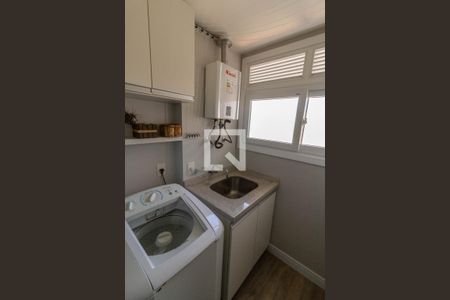 Apartamento à venda com 86m², 3 quartos e 2 vagas Apartamento à venda com 86m², 3 quartos e 2 vagasÁrea de Serviço