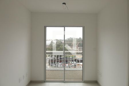 Sala de apartamento para alugar com 2 quartos, 35m² em Vila Carmosina, São Paulo