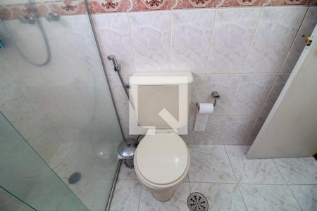 Apartamento à venda com 122m², 3 quartos e 2 vagas Apartamento à venda com 122m², 3 quartos e 2 vagasBanheiro da Suíte