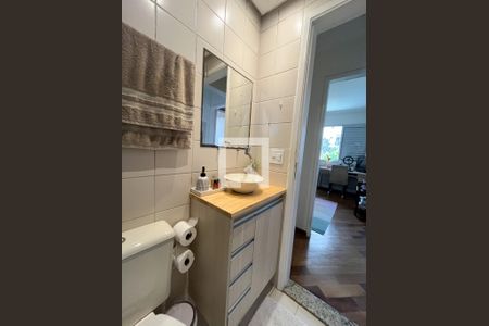 Apartamento para alugar com 67m², 3 quartos e 1 vaga Apartamento para alugar com 67m², 3 quartos e 1 vagaBanheiro Corredor