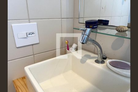 Apartamento para alugar com 67m², 3 quartos e 1 vaga Apartamento para alugar com 67m², 3 quartos e 1 vagaBanheiro da Suíte