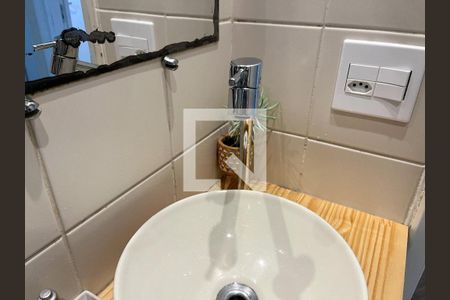 Apartamento para alugar com 67m², 3 quartos e 1 vaga Apartamento para alugar com 67m², 3 quartos e 1 vagaBanheiro Corredor