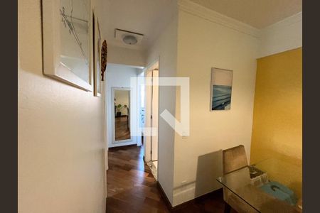 Corredor de apartamento para alugar com 3 quartos, 67m² em Vila Campestre, São Paulo