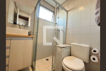 Apartamento para alugar com 67m², 3 quartos e 1 vaga Apartamento para alugar com 67m², 3 quartos e 1 vagaBanheiro da Suíte