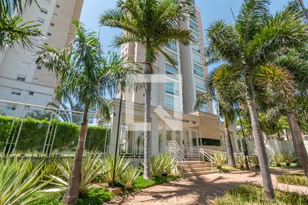 Apartamento à venda com 189m², 3 quartos e 3 vagas Apartamento à venda com 189m², 3 quartos e 3 vagasFachada e Portaria