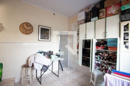 Casa à venda com 500m², 6 quartos e 4 vagas Casa à venda com 500m², 6 quartos e 4 vagasÁrea de Serviço