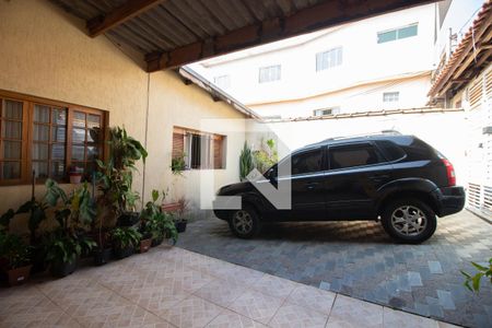 Casa à venda com 500m², 6 quartos e 4 vagas Casa à venda com 500m², 6 quartos e 4 vagasGaragem